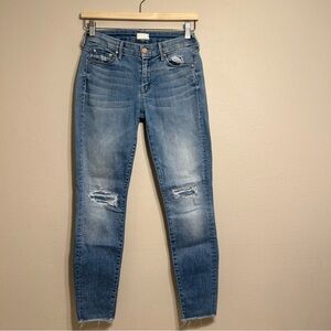 Mother The Looker Ankle Fray‎ Jean in Wild Thing light washed distressed size 26